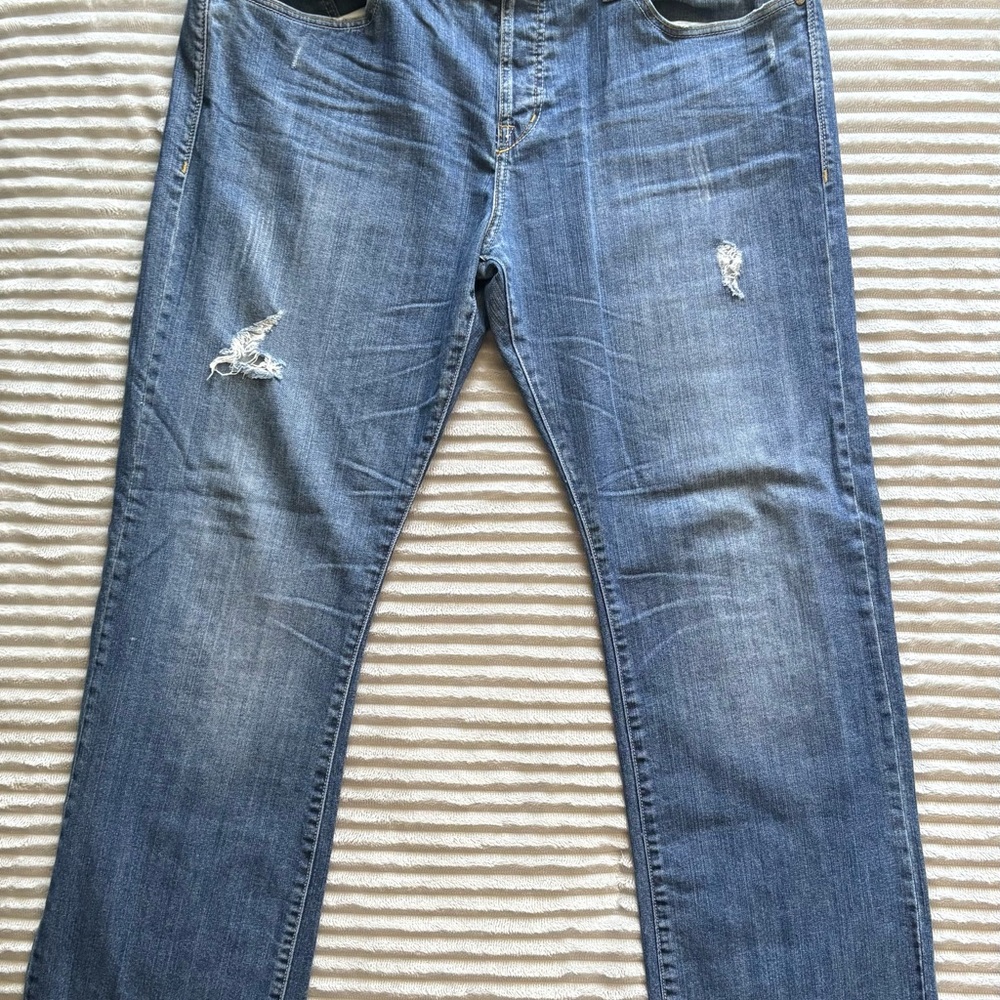 William Rast denim distressed Jeans size 38x34 straight leg